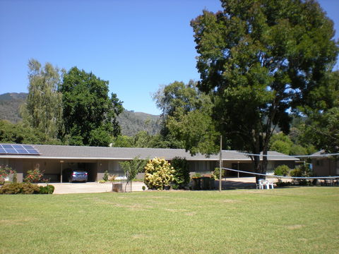 Willow Dene Holiday Apartments - Accommodation Broome 1