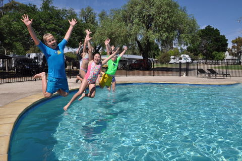 BIG4 Riverside Swan Hill - Accommodation Broome 2