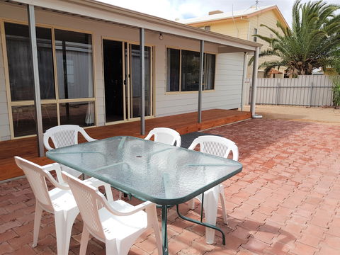Cactus Hill - Accommodation Broome 1