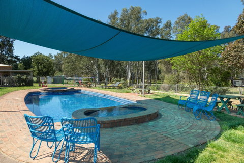 Corowa Bindaree Holiday Park - Accommodation Broome 0