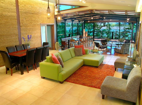 Eumarella Shores Noosa Lake Retreat - Accommodation Broome 1