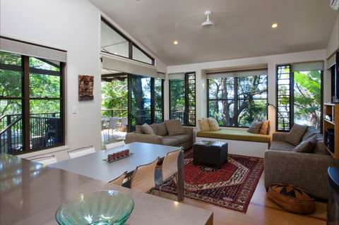 Eumarella Shores Noosa Lake Retreat - Accommodation Broome 2