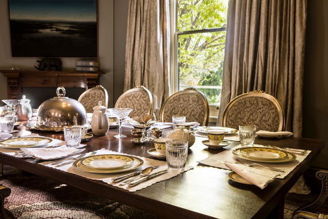 Holyrood House - Accommodation Broome 2