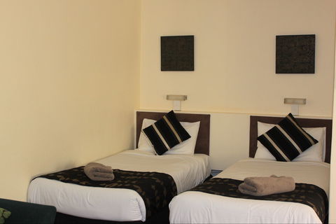 Inverell Motel - Accommodation Broome 2