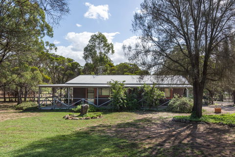 Serenity Grove - Accommodation Broome 0