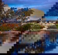 Stonewell Cottages and Vineyards - Accommodation Broome