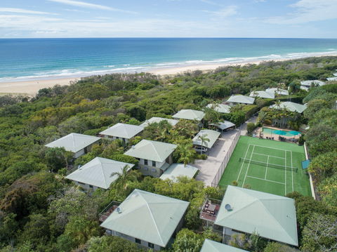 The Retreat Beach Houses - Accommodation Broome 2
