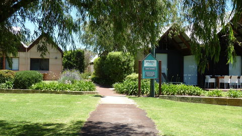 Whalers Cove Villas - Accommodation Broome 0