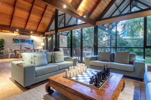 Whalers Cove Villas - Accommodation Broome 2