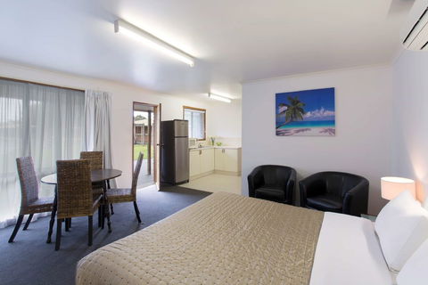 Best Western Colonial Village Motel - Accommodation Broome 0