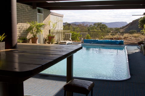 Cavenagh Lodge Bed And Breakfast - Accommodation Broome 0