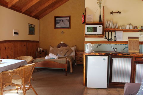 Eastern Reef Cottages - Accommodation Broome 1