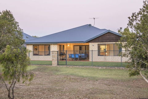 Fairway View - Accommodation Broome 0