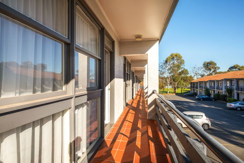 Nightcap At Ferntree Gully Hotel - Accommodation Broome 1