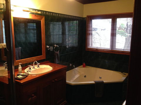 Studio Cottages Romantic Hideaway - Accommodation Broome 1