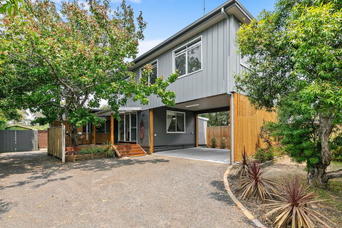 The Beach House Anglesea - Accommodation Broome 0