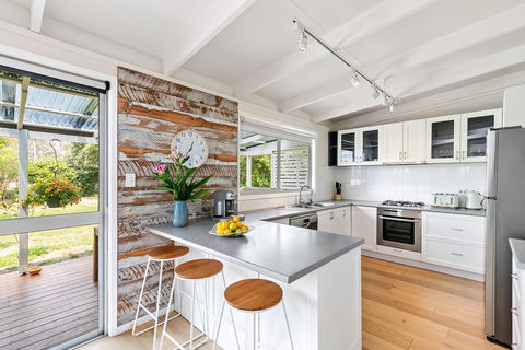 The Beach House Anglesea - Accommodation Broome 2