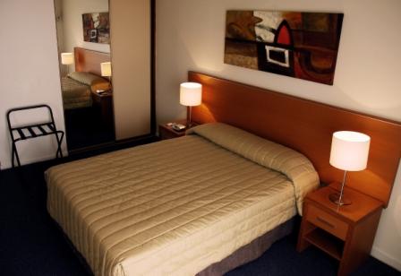 Metro Hotel & Apartments Gladstone - Accommodation Broome 1