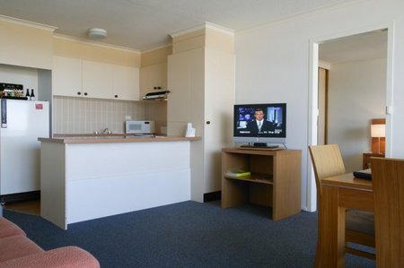 Metro Hotel & Apartments Gladstone - Accommodation Broome 2