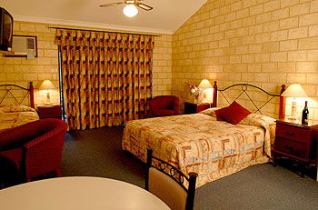 Karri Forest Motel & Restaurant - Accommodation Broome 3