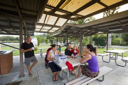 Ferry Reserve Holiday Park - Accommodation Broome 3