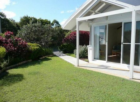 Angourie Waves - Accommodation Broome 5