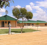 Tressie's Museum and Caravan Park - Accommodation Broome