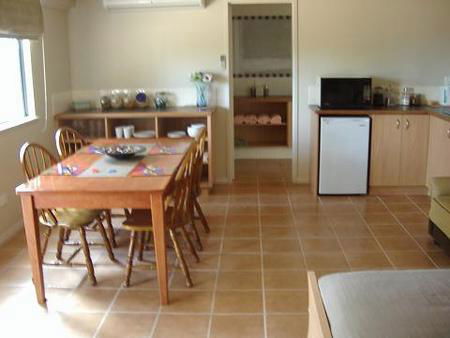 Jakamarri Bed & Breakfast - Accommodation Broome 5