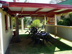 Yarloop Hotel - Accommodation Broome 2