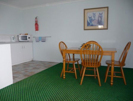 Cervantes Holiday Homes & Units - Accommodation Broome 3