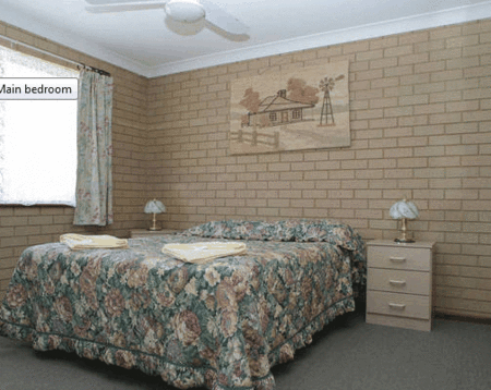 Port Denison Holiday Units - Accommodation Broome 2