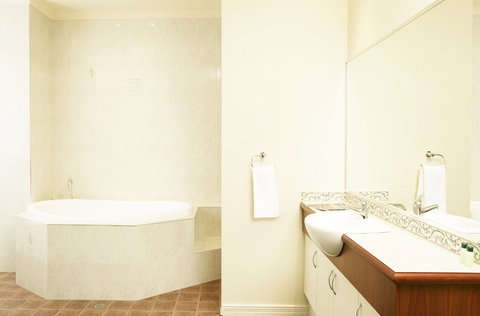 Bayswater Hotel - Accommodation Broome 1