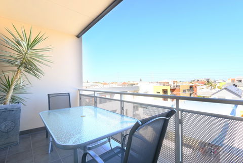 Antonas Verandah Apartments - Accommodation Broome 2