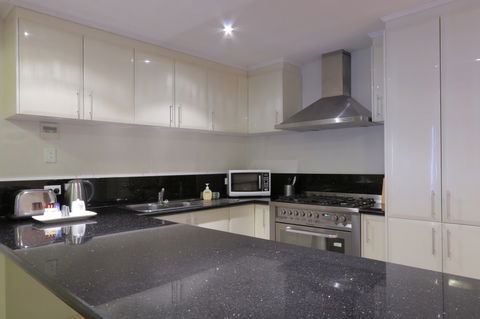 Antonas Verandah Apartments - Accommodation Broome 4