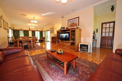 Homestead Bed And Breakfast - Accommodation Broome 2