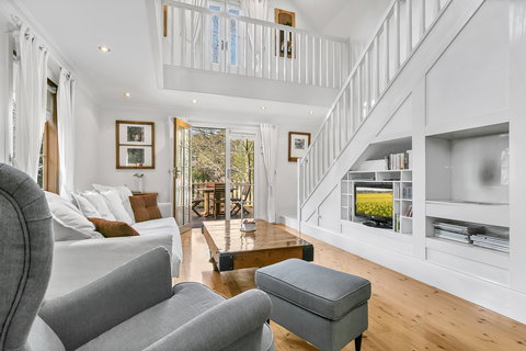 Aldgate Creek Cottage Bed & Breakfast - Accommodation Broome 2