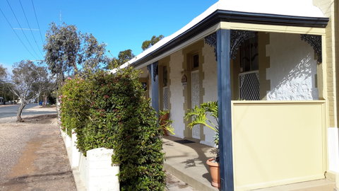 Bev's Retreat Bed And Breakfast - Accommodation Broome 0