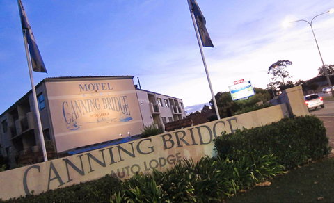 Canning Bridge Auto Lodge - Accommodation Broome 0