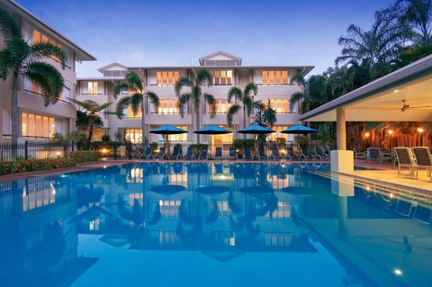 Cayman Villas Port Douglas - Accommodation Broome 0