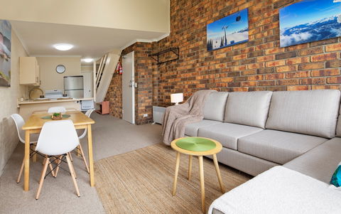 Ellswood 9 - Accommodation Broome 1