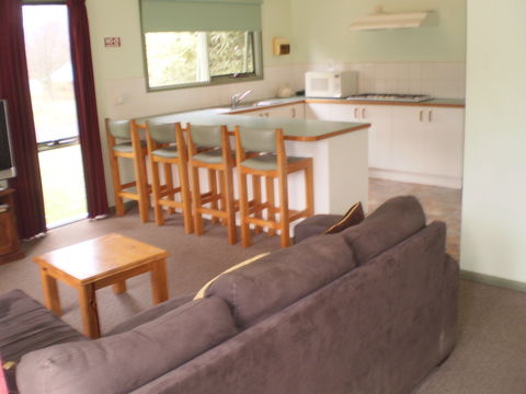 Khancoban Rose Holiday Units - Accommodation Broome 2