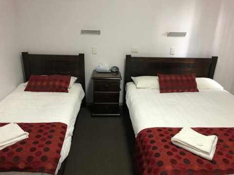 Minlaton Hotel - Accommodation Broome 2