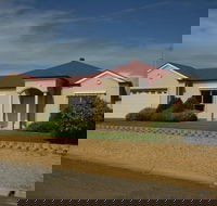 New Ladsys - Accommodation Broome