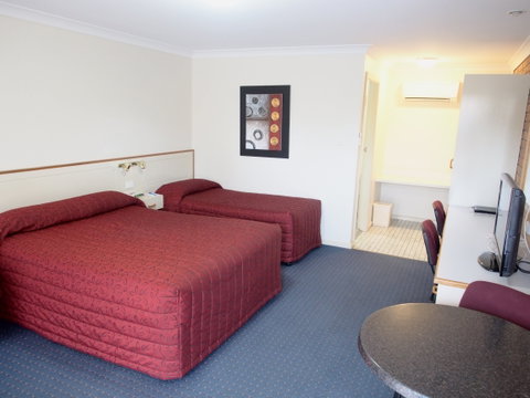 Orange Motor Lodge - Accommodation Broome 1