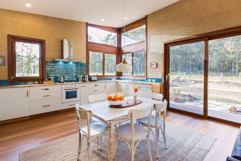 Sativa Sanctuary Forest View - Accommodation Broome 2