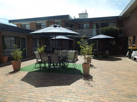 Surfside Holiday Apartments - Accommodation Broome 2