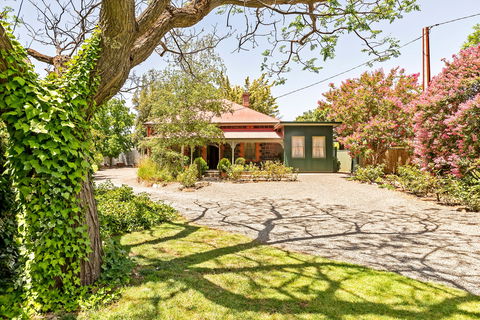 Tanunda Cottages - Accommodation Broome 0