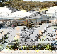 The Boathouse Hotel Patonga - Accommodation Broome