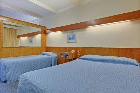 Village Family Motor Inn - Accommodation Broome 2