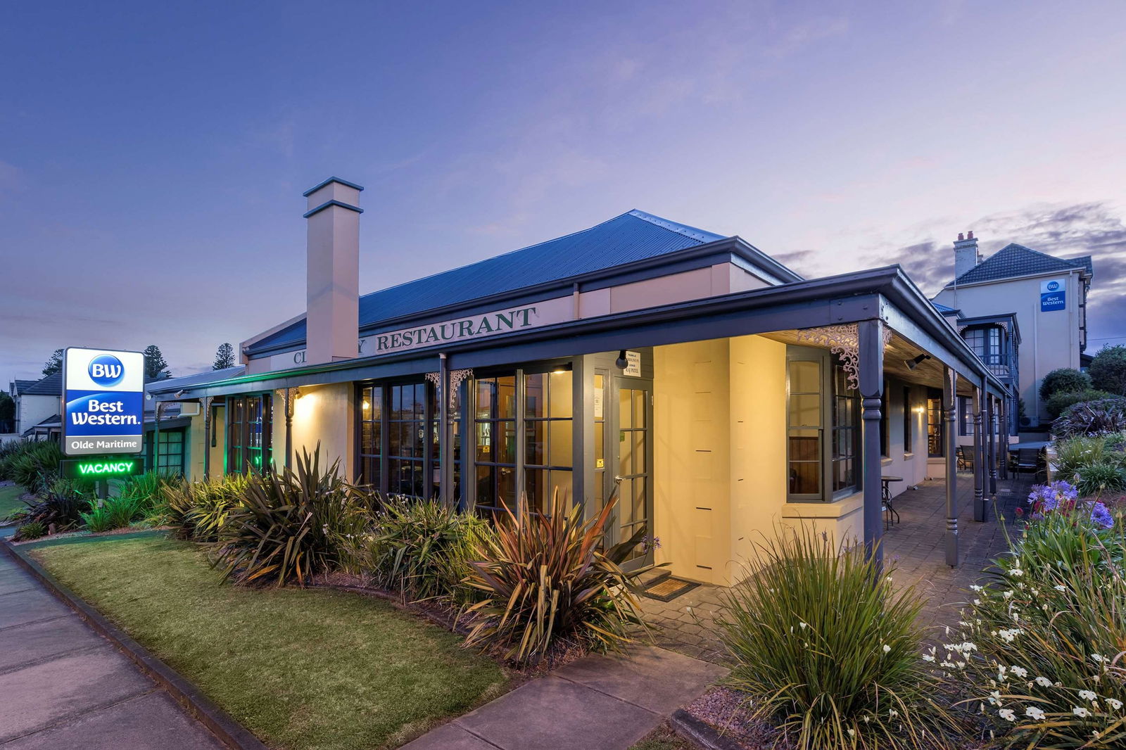 Warrnambool VIC Accommodation Broome